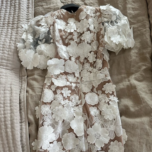 Elliatt Zayla Floral Lace Puff-Sleeve Minidress - Picture 6 of 6